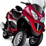 Arriva il nuovo Piaggio Mp3 Hybrid 300ie: 60 KM  con solo un litro