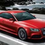 Audi RS5 coupé, la pista arriva in strada