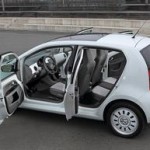 Ecco  prezzi e dettagli della nuova up! a 5 porte
