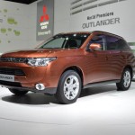 Mitsubishi Outlander, arriva la versione ibrida