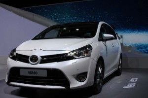 toyota-verso-2013