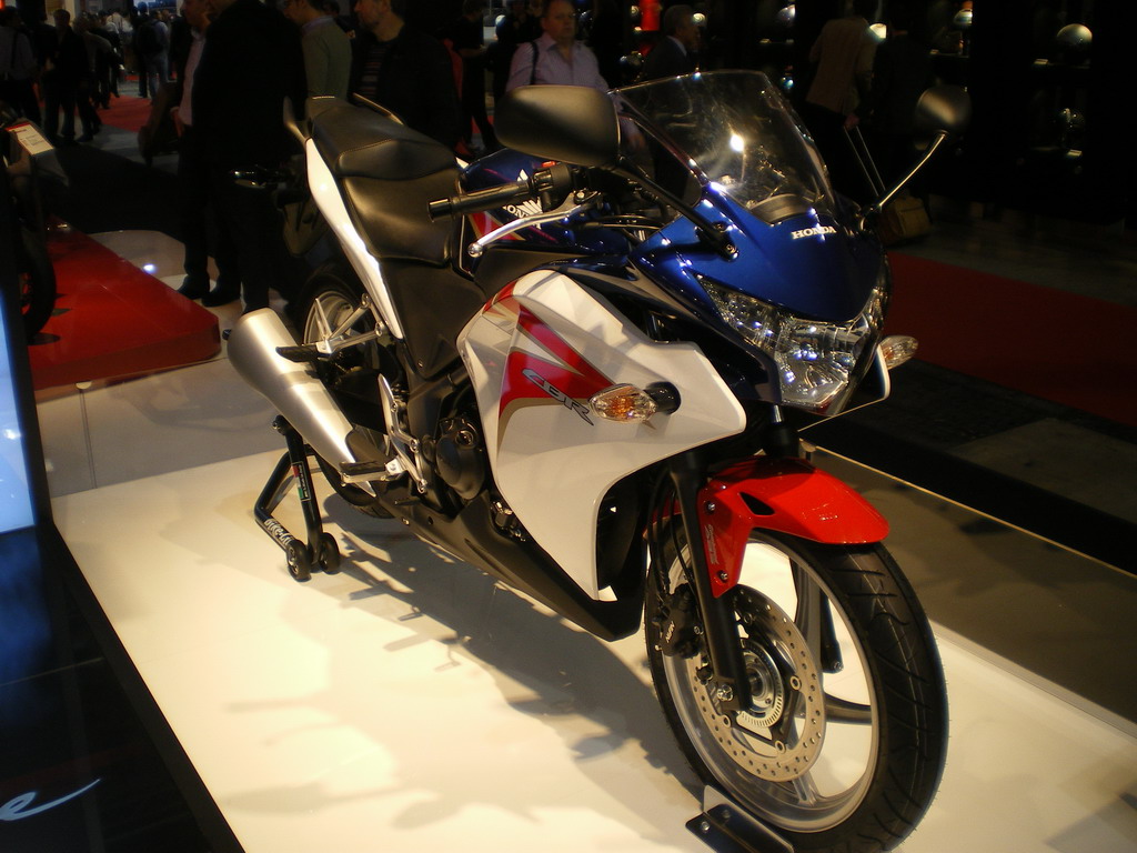 honda_cbr_250