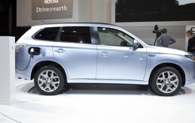 mitsubishi-outlander-phev