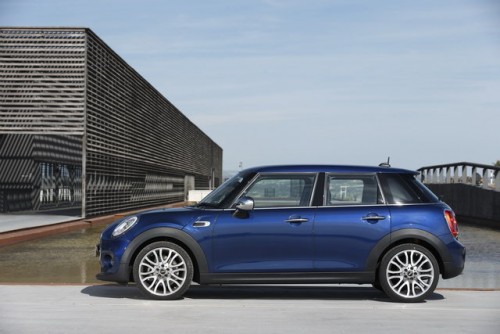 Mini, debutta la versione a cinque porte